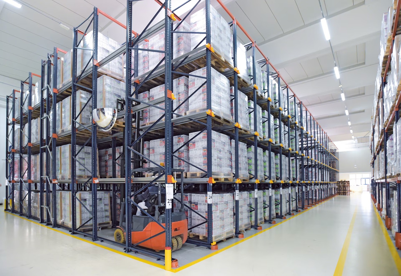 New pallet rack beams, frames and pallet support